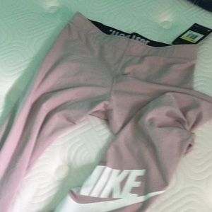 Blush pink Nike leggings